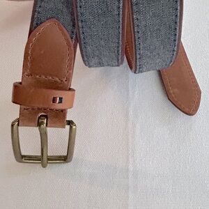 Tommy Hilfiger Leather & Denim Ribbon Belt - Men’s Belt Sz 42. EUC